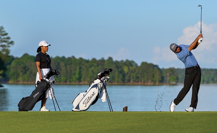Golf Bags | Staff, Stand, Cart, Hybrid & Carry | Titleist